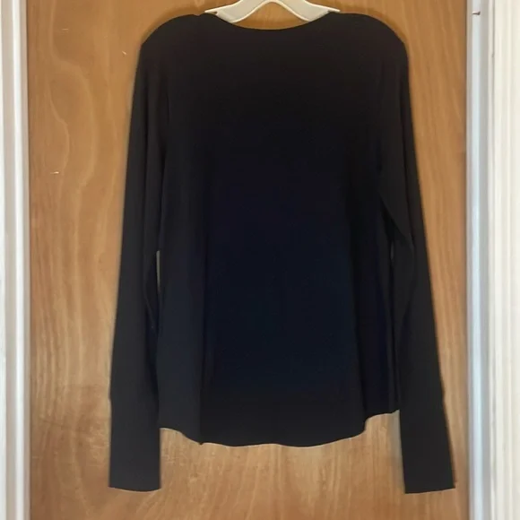 Tek Gear long sleeved V neck T shirt size Small Petite - Picture 4 of 6